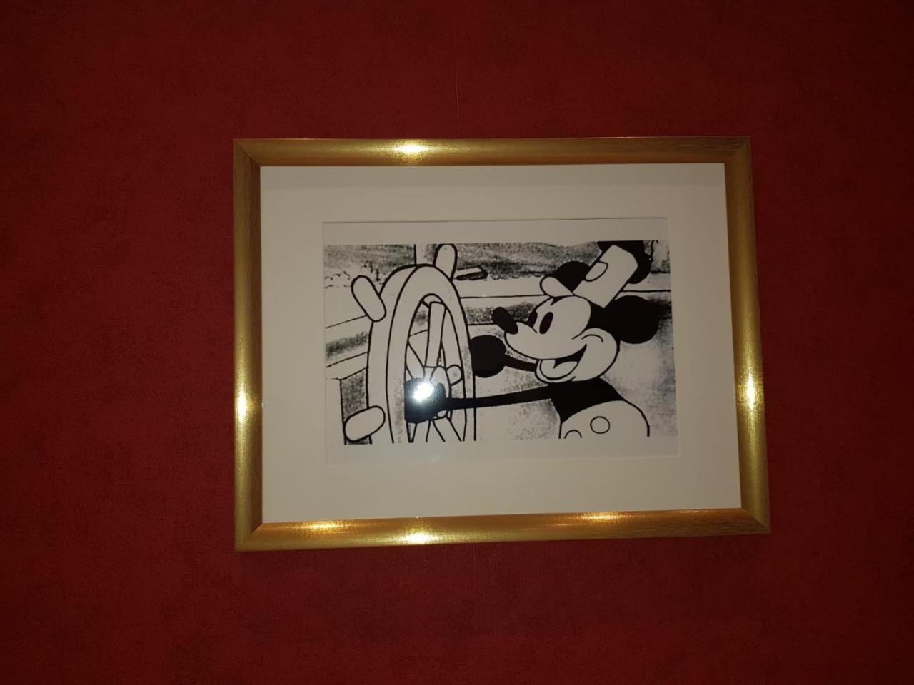 72 - Mermoz Mickey Mouse Paris Eksteriør bilde