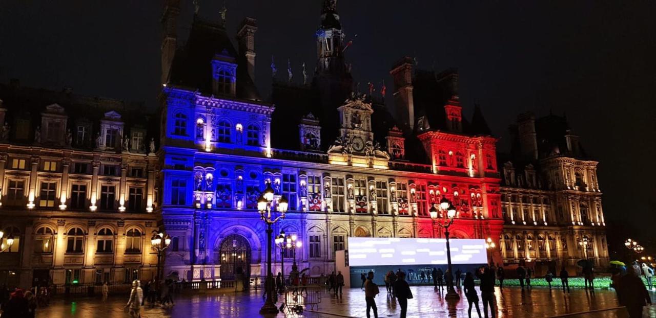 72 - Mermoz Mickey Mouse Paris Eksteriør bilde